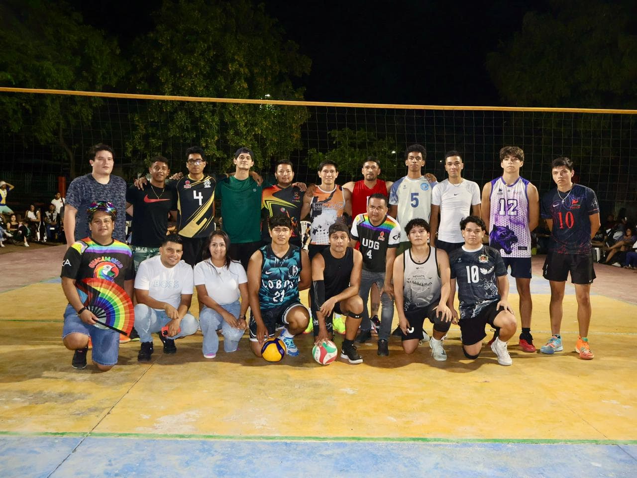 Imagen 5 de Con Gran Participación Concluye el Guacamayas Pride 2026.