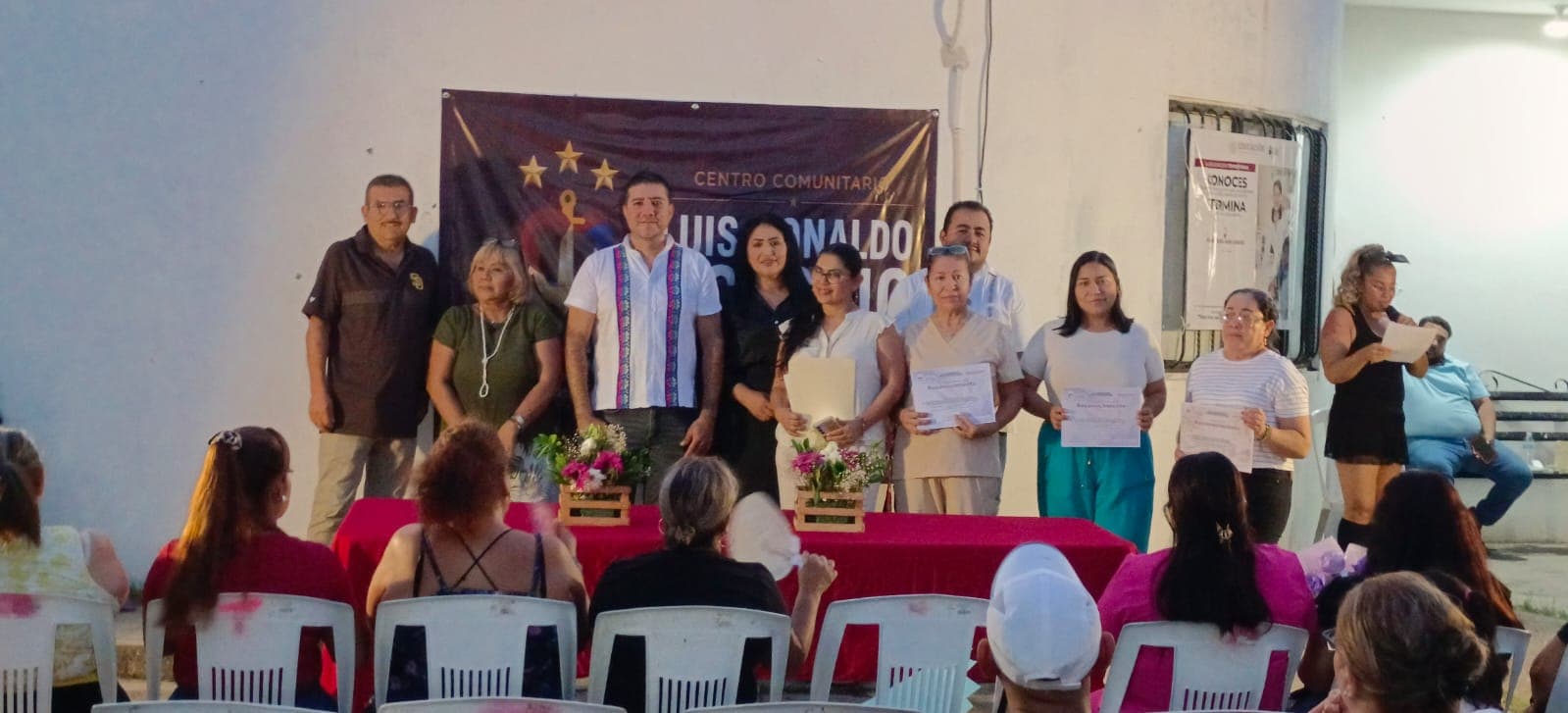 Imagen 5 de Con gran éxito, clausura de talleres del Centro Comunitario "Luis Donaldo Colosio"