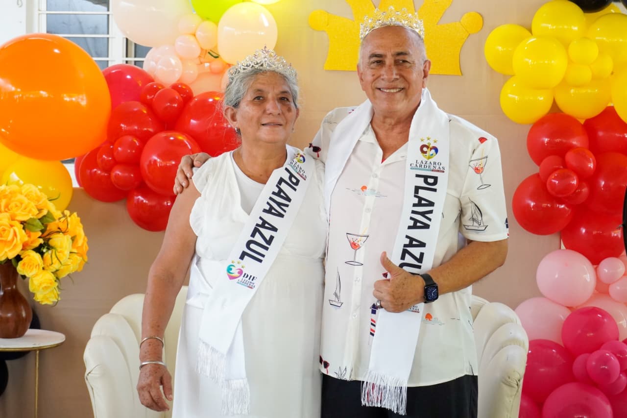 Imagen 6 de Playa Azul, Corona a su Rey y Reina del Adulto Mayor 2026.