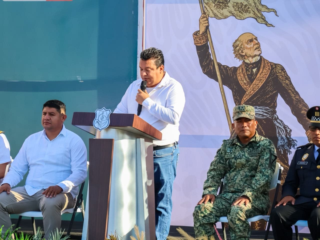 Imagen 8 de Autoridades Conmemoran 215º Aniversario Luctuoso de Miguel Hidalgo.