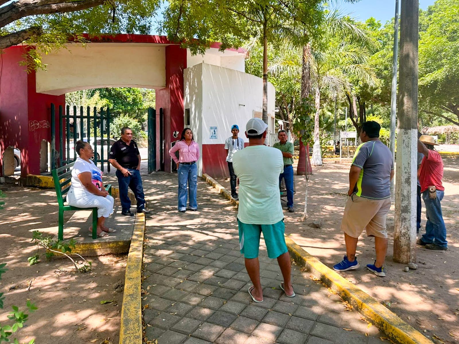 Imagen 5 de Gobierno Municipal Anuncia Nuevo Alumbrado para Parque Uruapan.